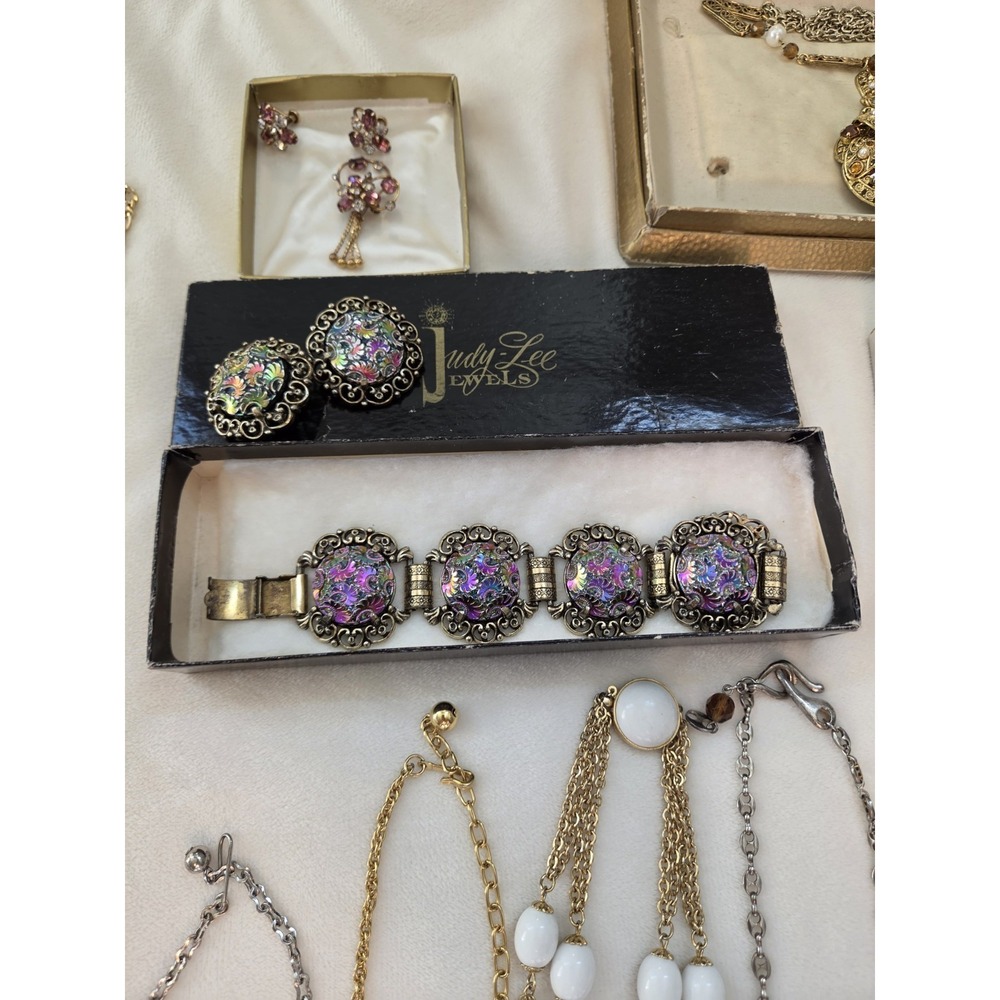 huge vintage estate jewelry lot - Picture 11 of 15